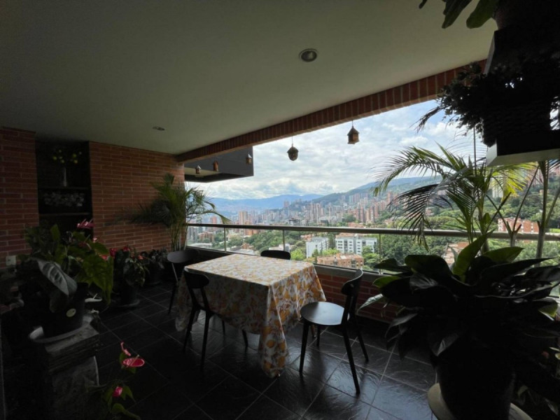 Apartamento en venta en El Poblado, Medellín · foto 21 de 21
