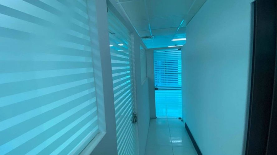 Oficina en arriendo en El Poblado, Medellín, 74 m² · foto 3 de 12