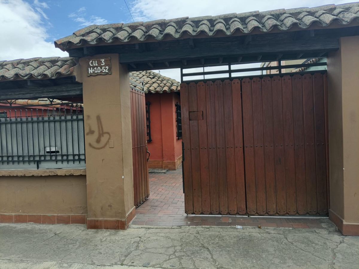 House for rent in Santa lucia, Chía
