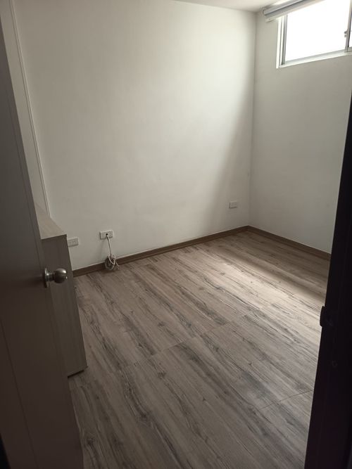 Apartamento de 3 alcobas en venta en Cadiz, Ibagué, 90 m² · foto 9 de 21