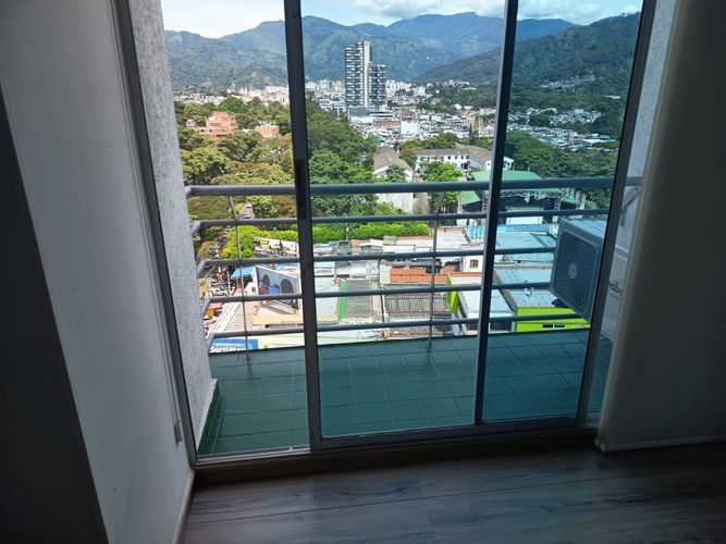 Apartamento de 3 alcobas en venta en Cadiz, Ibagué, 90 m² · foto 6 de 21
