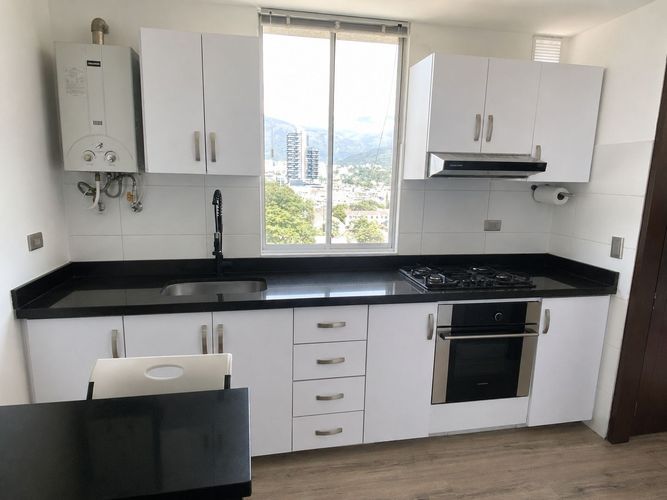 Apartamento de 3 alcobas en venta en Cadiz, Ibagué, 90 m² · foto 13 de 21