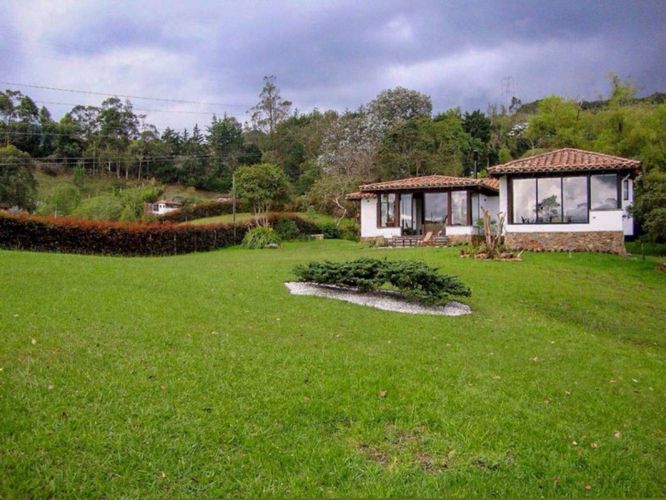 Finca en arriendo en Tablacito, Rionegro, 300 m² · foto 2 de 24