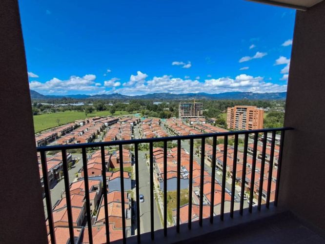 Apartamento de 2 alcobas en venta en Llano Grande, Rionegro, 60 m² · foto 2 de 16