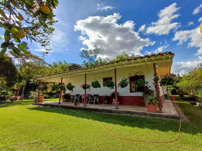 Finca en venta en Galicia, Rionegro, 250 m² · foto 2 de 24
