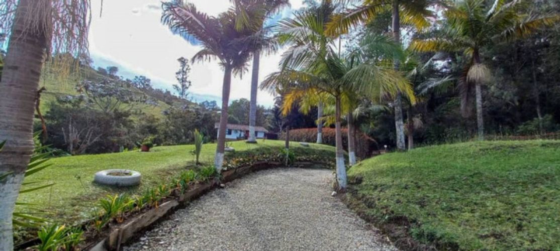 Finca en venta en Llano Grande, Rionegro, 350 m² · foto 2 de 24
