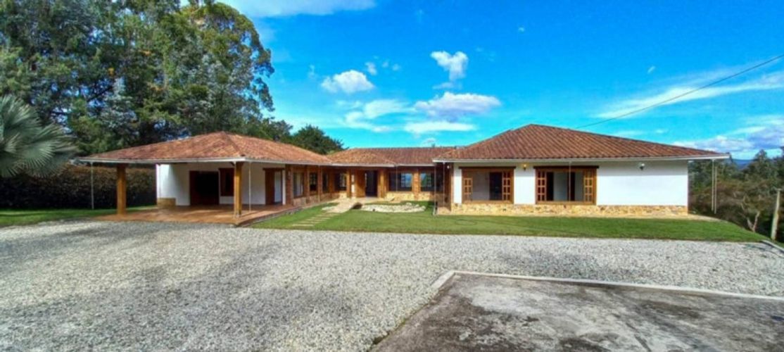Finca en venta en Llano Grande, Rionegro, 350 m² · foto 3 de 24