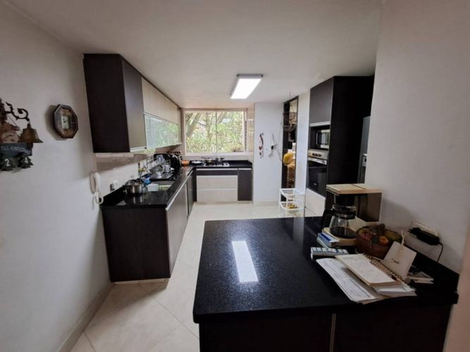 Apartamento de 3 alcobas en arriendo en La Florida, Medellín, 178 m² · foto 3 de 17
