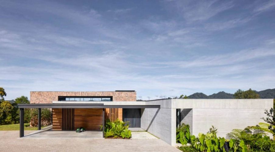 Casa de 3 alcobas en arriendo en Puente Pelaez, El Retiro, 490 m² · foto 2 de 11
