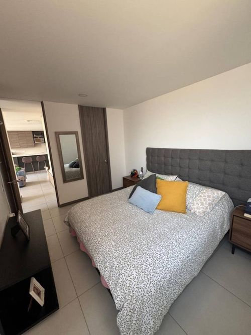 Apartamento de 2 alcobas en venta en Las Lomitas, Sabaneta, 75 m² · foto 21 de 24