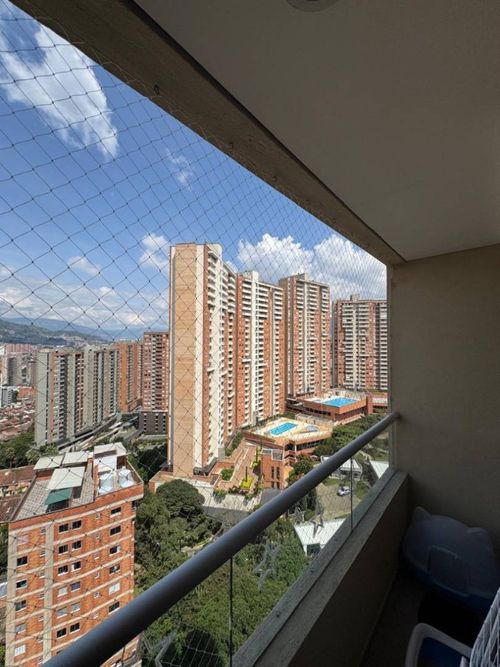 Apartamento de 2 alcobas en venta en Las Lomitas, Sabaneta, 75 m² · foto 24 de 24