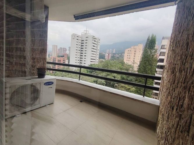 Apartamento de 4 alcobas en arriendo en San Lucas, Medellín, 500 m² · foto 3 de 18