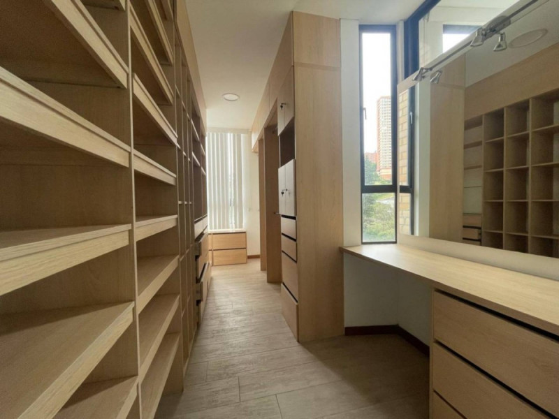 Apartamento en arriendo en El Poblado, Medellín · foto 15 de 18