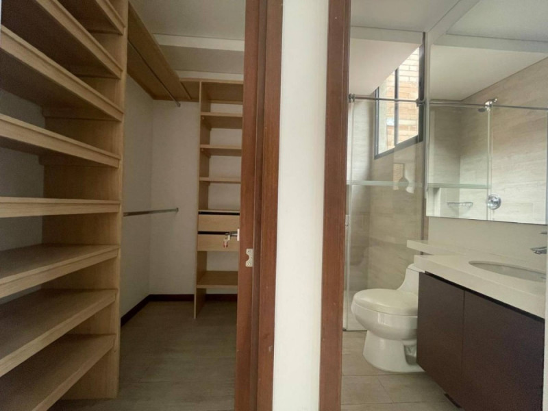 Apartamento en arriendo en El Poblado, Medellín · foto 18 de 18