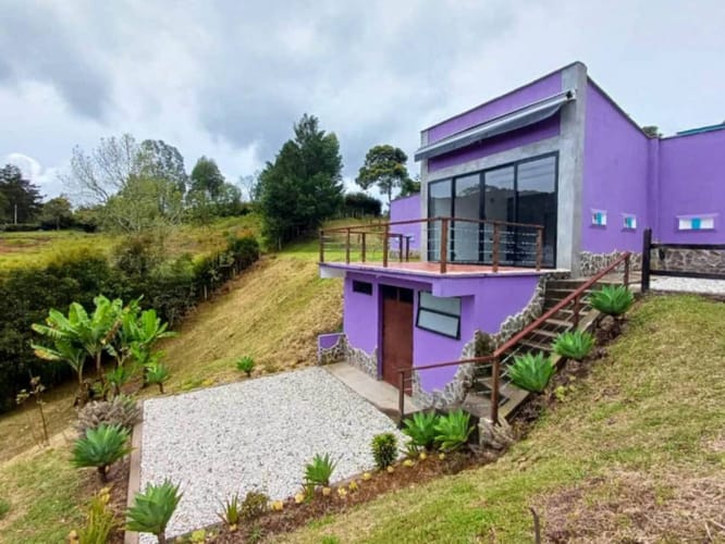 Finca en arriendo en San Nicolas, La Ceja, 264 m² · foto 2 de 24