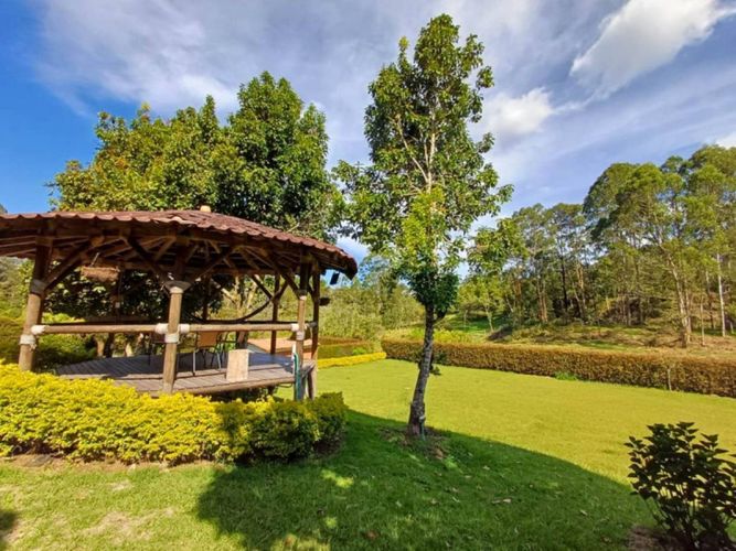 Finca en arriendo en Sajonia, Rionegro, 250 m² · foto 2 de 24