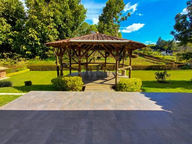 Finca en arriendo en Sajonia, Rionegro, 250 m² · foto 3 de 24