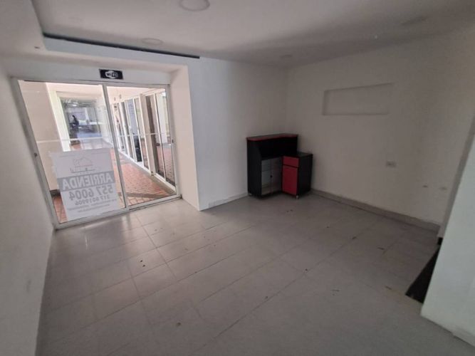 Local en arriendo en El Poblado, Medellín, 50 m² · foto 3 de 8