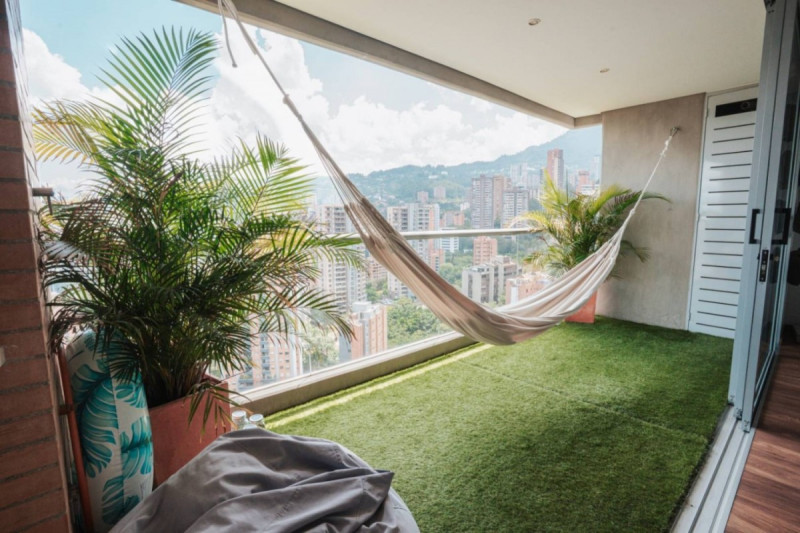 Apartamento en arriendo en El Poblado, Medellín · foto 3 de 21
