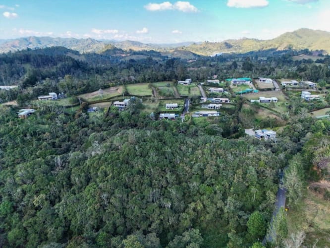 Lote en venta en Pantanillo, El Retiro, 2537 m² · foto 4 de 24