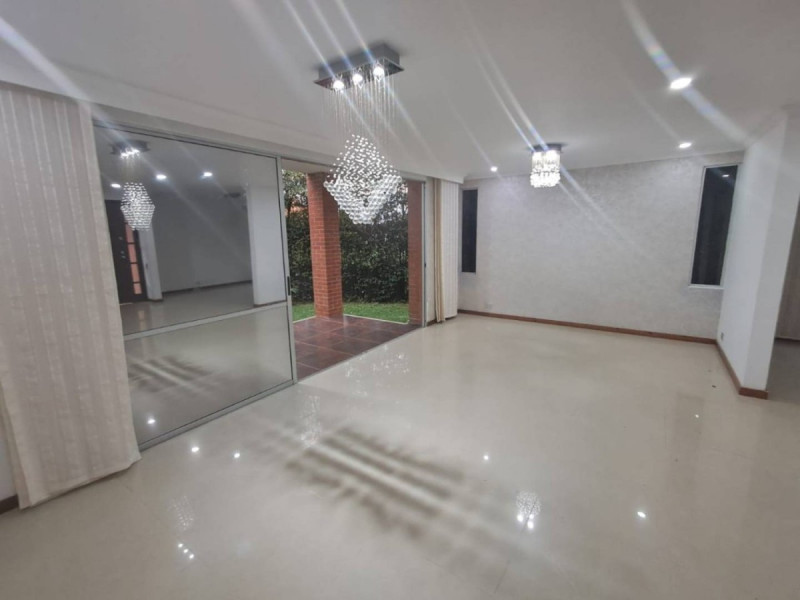 House for rent in Loma Benedictinos, Envigado