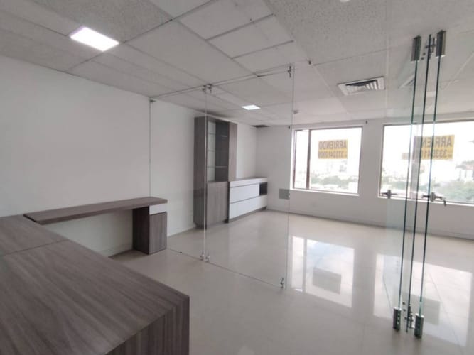 Oficina en arriendo en Astorga, Medellín, 57 m² · foto 3 de 9