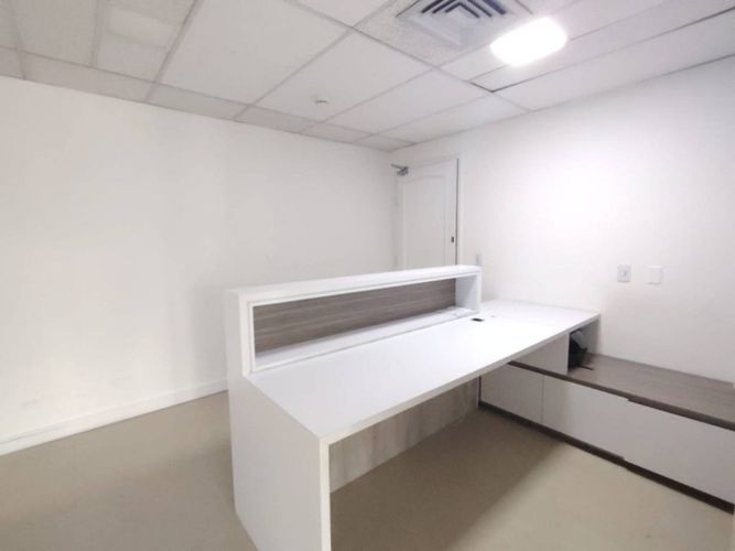 Oficina en arriendo en Astorga, Medellín, 57 m² · foto 6 de 9