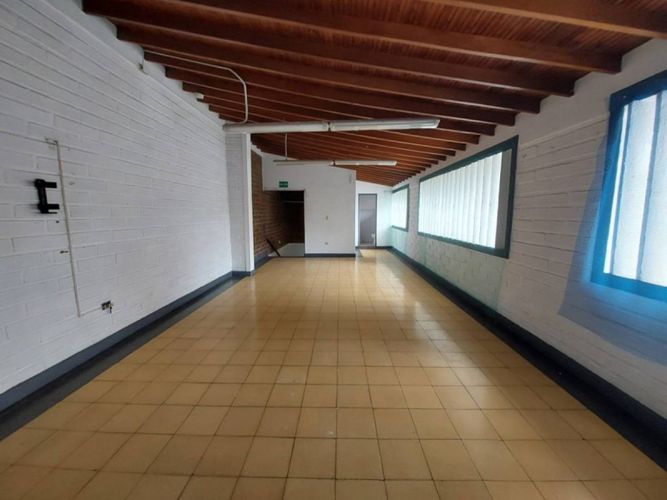 Casa de 1 alcoba en arriendo en Zona Centro, Envigado, 656 m² · foto 19 de 20