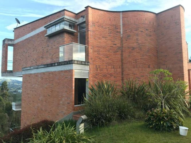 Finca en venta en El Retiro, 377 m² · foto 2 de 24