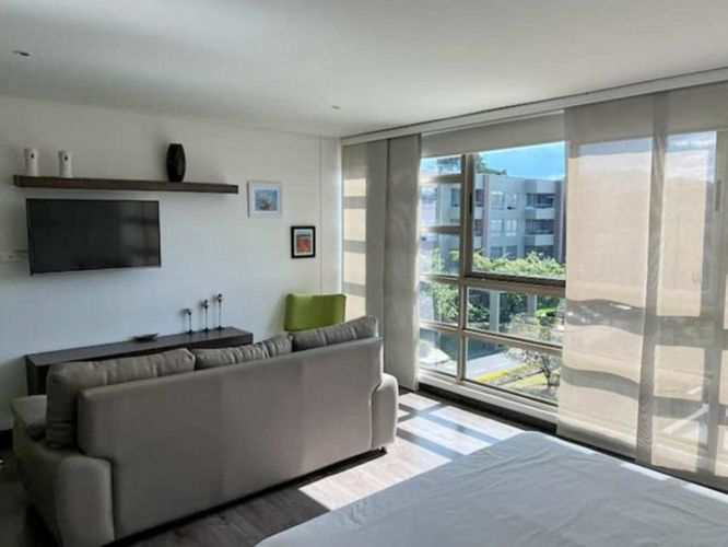 Apartamento de 1 alcoba en venta en Guayabito, Rionegro, 35 m² · foto 2 de 9