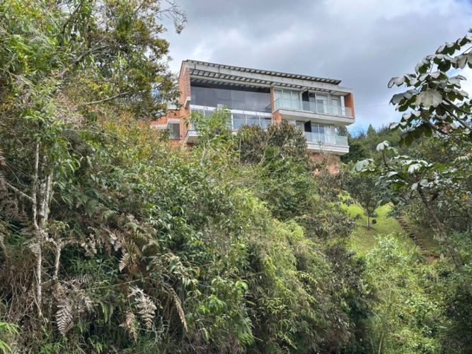 Finca en venta en El Retiro, 377 m² · foto 8 de 24