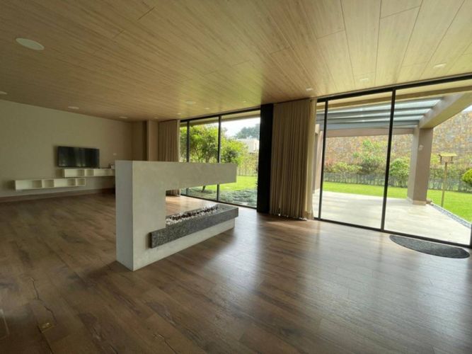 Casa de 4 alcobas en venta en Las Palmas, Envigado, 440 m² · foto 9 de 24