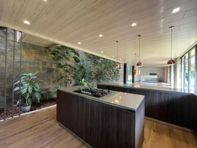 Casa de 4 alcobas en venta en Las Palmas, Envigado, 440 m² · foto 13 de 24