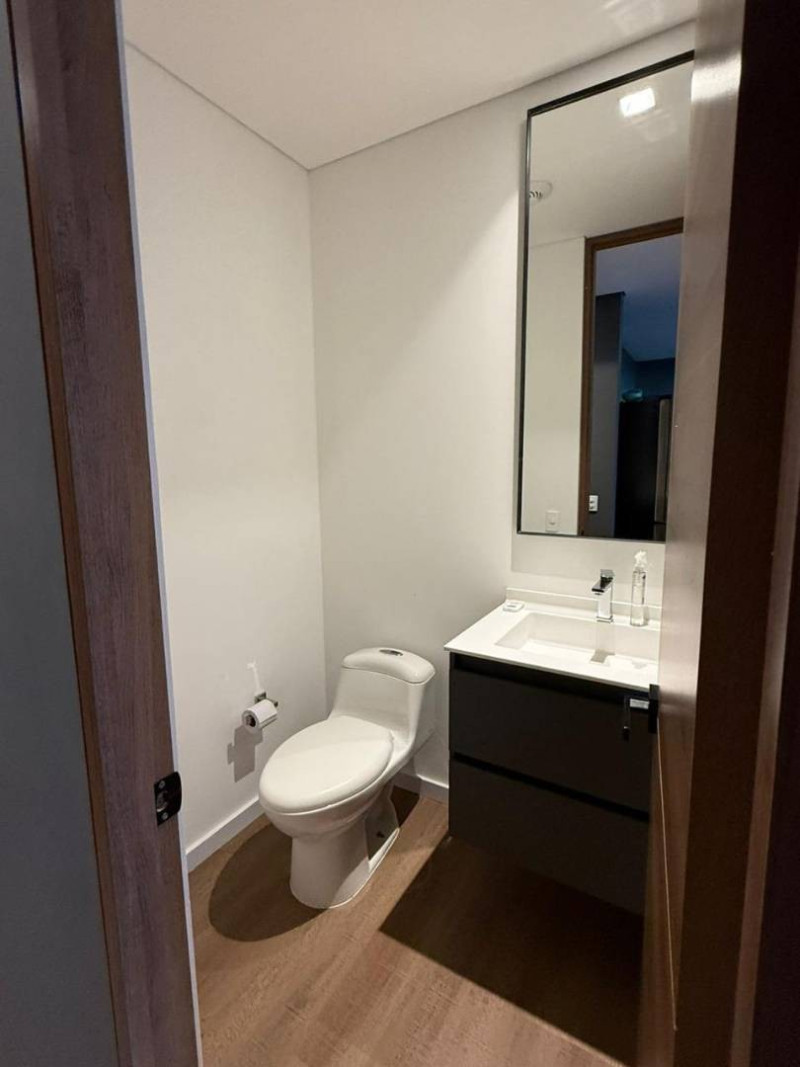 Apartamento en venta en Las Palmas, Envigado · foto 4 de 17