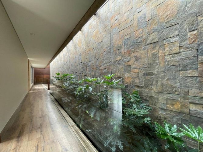 Casa de 4 alcobas en venta en Las Palmas, Envigado, 440 m² · foto 23 de 24
