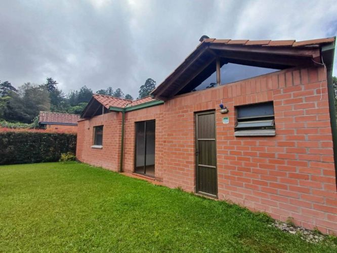 Casa de 2 alcobas en arriendo en El Retiro, 130 m² · foto 3 de 24