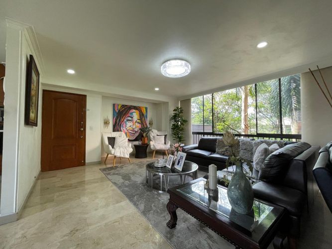 Apartamento de 3 alcobas en venta en El Diamante No. 2, Medellín, 150 m² · foto 5 de 24