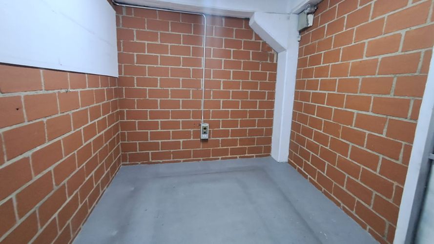 Bodega en arriendo en Cabañas, Bello, 220 m² · foto 6 de 12