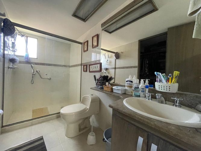 Apartamento de 3 alcobas en venta en Los Balsos, Medellín, 101 m² · foto 9 de 11