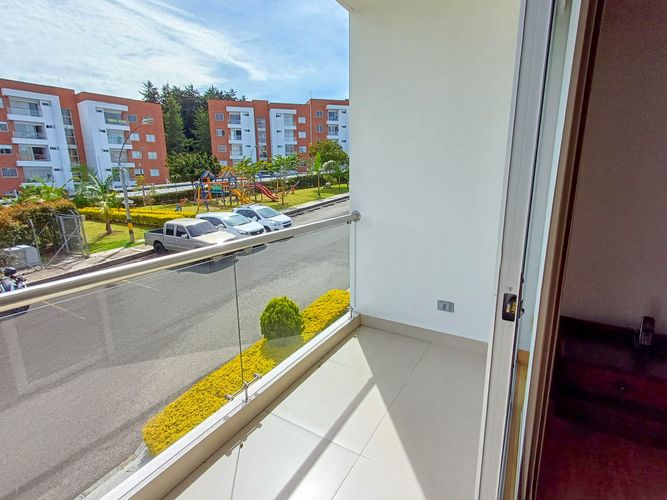 Casa de 3 alcobas en arriendo en Rionegro, 160 m² · foto 2 de 24