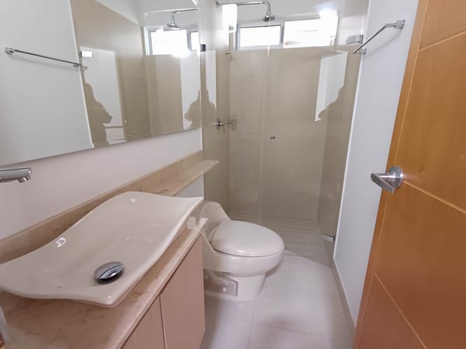 Casa de 3 alcobas en arriendo en Rionegro, 160 m² · foto 9 de 24