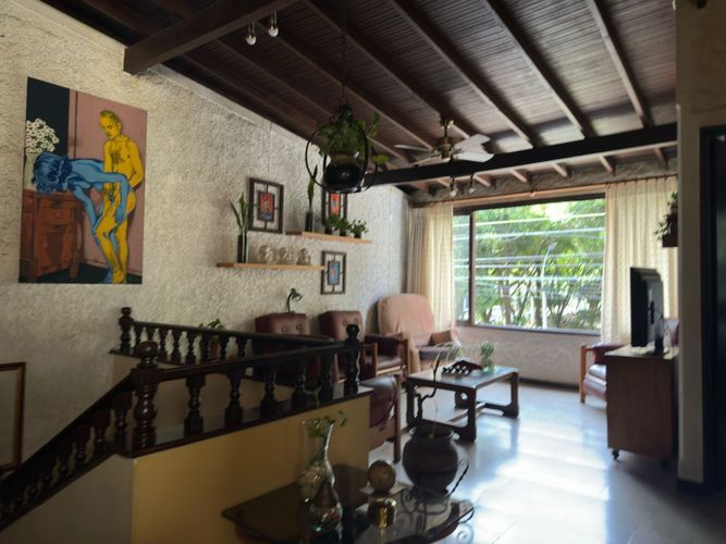 Casa de 5 alcobas en venta en Belén, Medellín, 375 m² · foto 3 de 22