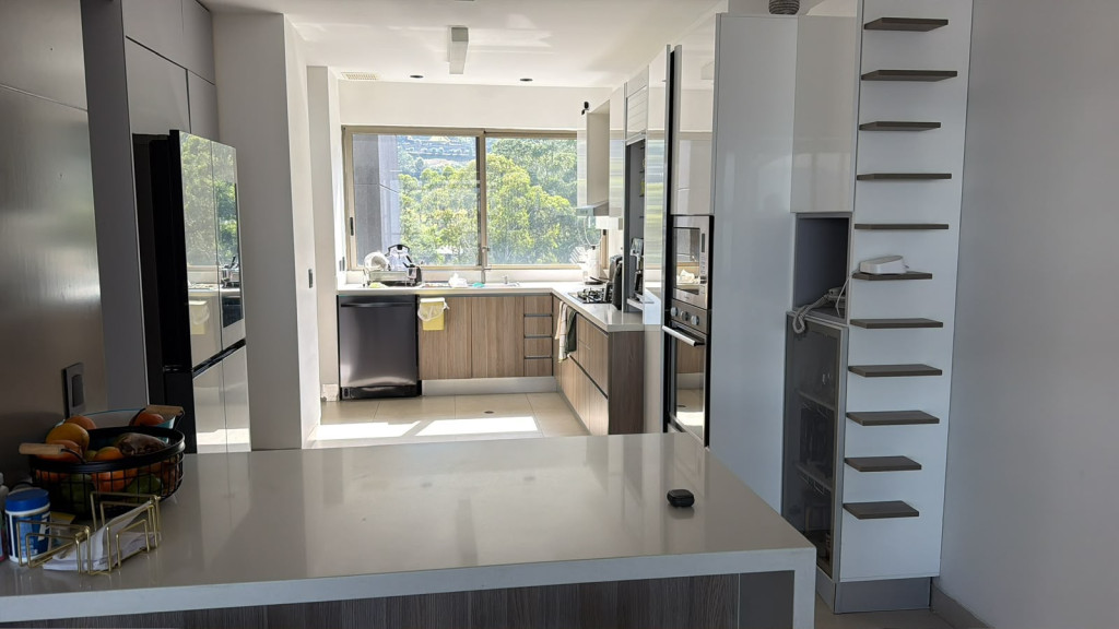 Apartamento en arriendo en El Poblado, Medellín · foto 10 de 13