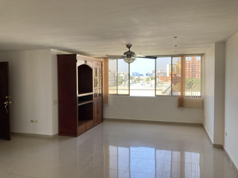 Apartamento en venta en El Prado, Barranquilla · foto 2 de 24