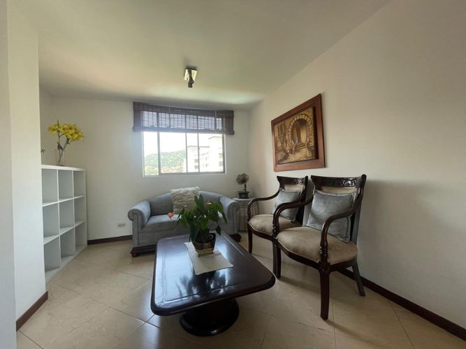 Apartamento de 3 alcobas en venta en Belén, Medellín, 98 m² · foto 5 de 12