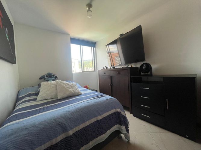 Apartamento de 3 alcobas en venta en Belén, Medellín, 98 m² · foto 7 de 12