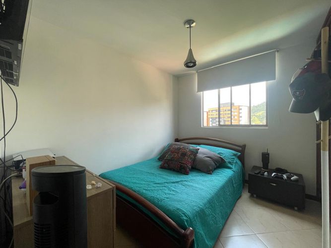 Apartamento de 3 alcobas en venta en Belén, Medellín, 98 m² · foto 11 de 12