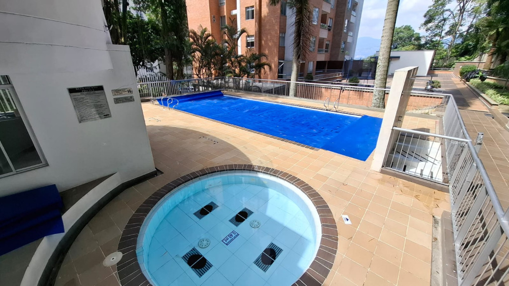Apartamento en venta en El Esmeraldal, Envigado · foto 11 de 13