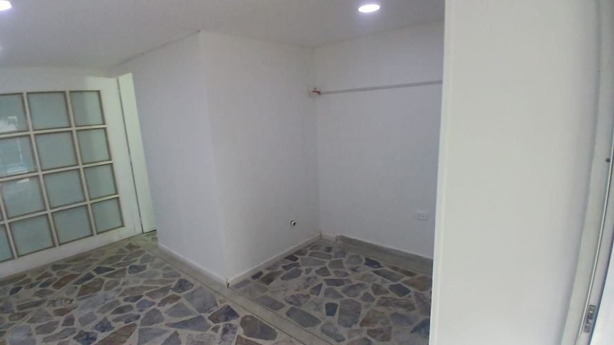 Local en arriendo en Laureles, Medellín, 18 m² · foto 4 de 4