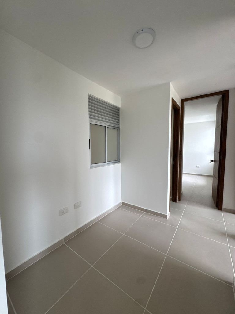 Apartamento en arriendo en Valle Del Lili, Cali · foto 4 de 19